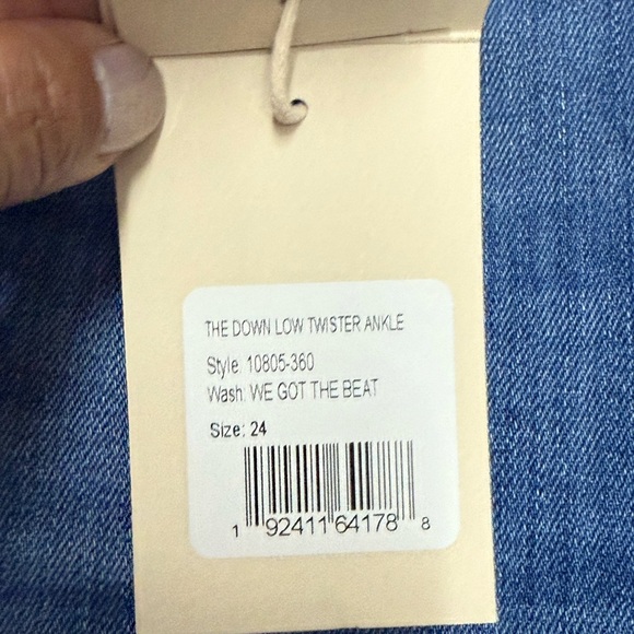 MOTHER Classic Blue Wide Leg Jeans - Picture 3 of 6